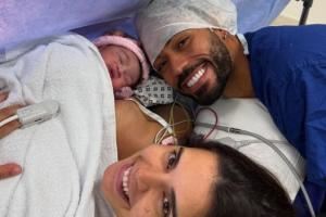 太阳报：库尼亚妻子提前剖腹产诞下女儿，以便丈夫赶上曼联季前赛